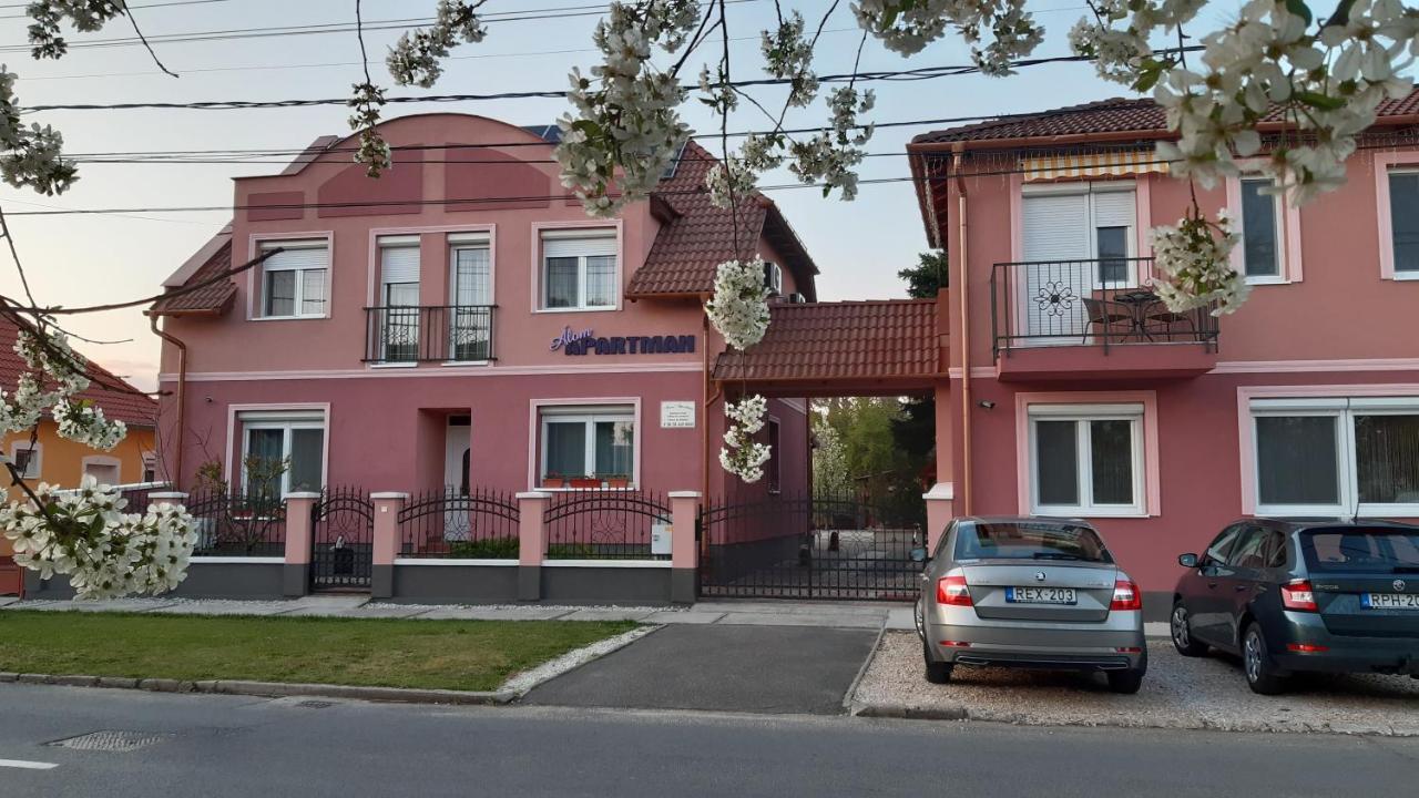 Alom Apartman Hajdúszoboszló Extérieur photo