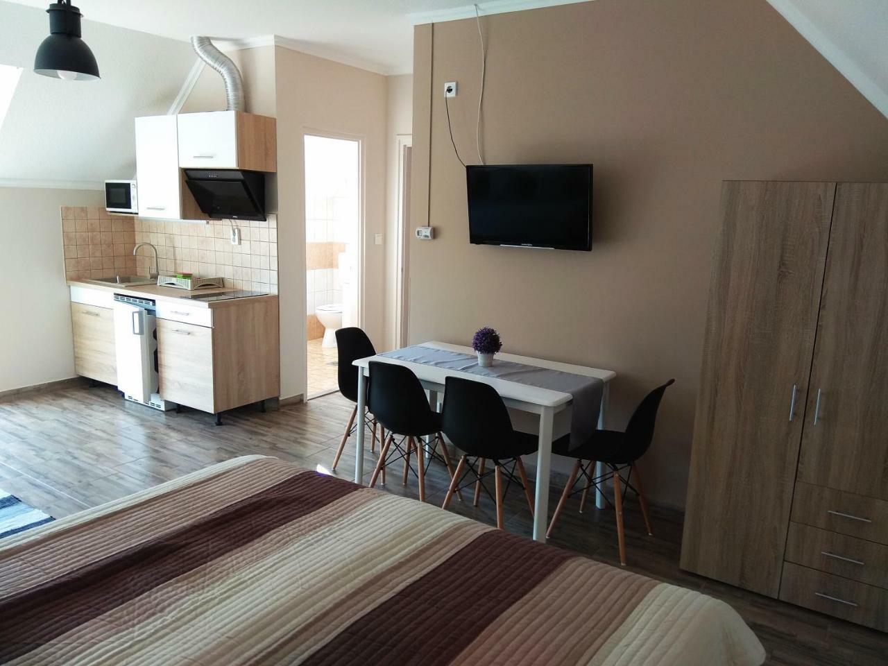 Alom Apartman Hajdúszoboszló Extérieur photo